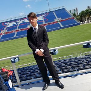 Meet your Posher, Marcos